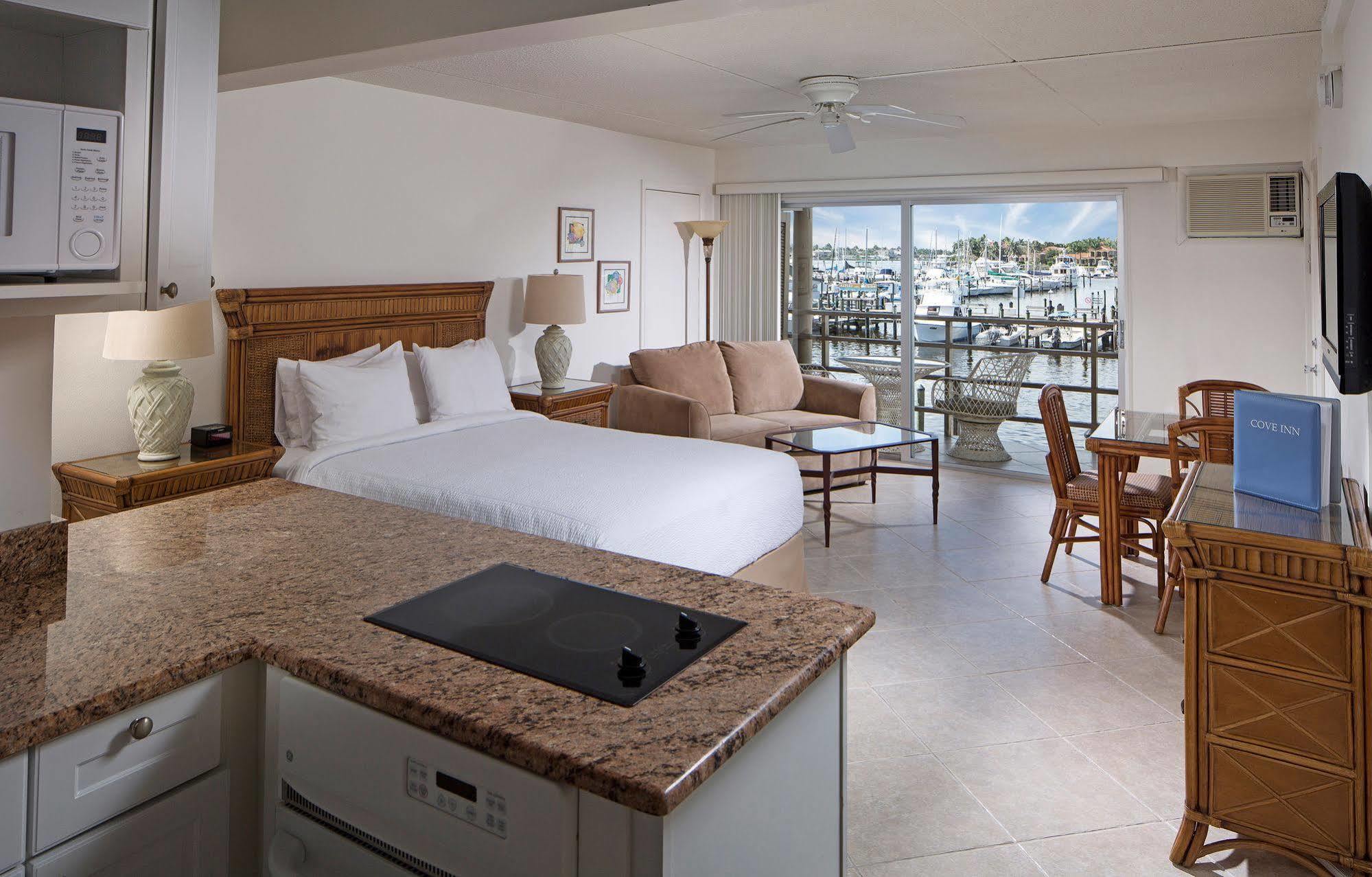 Cove On Bay North Naples