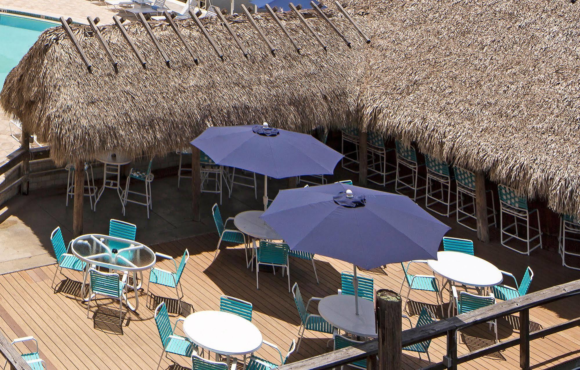 Cove On Bay Hotel Naples
